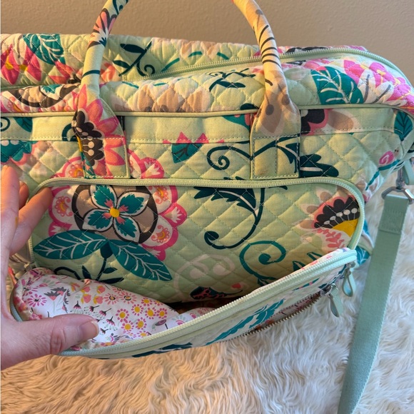 Vera Bradley Multicolor Floral Quilted Travel Bag - Picture 4 of 10